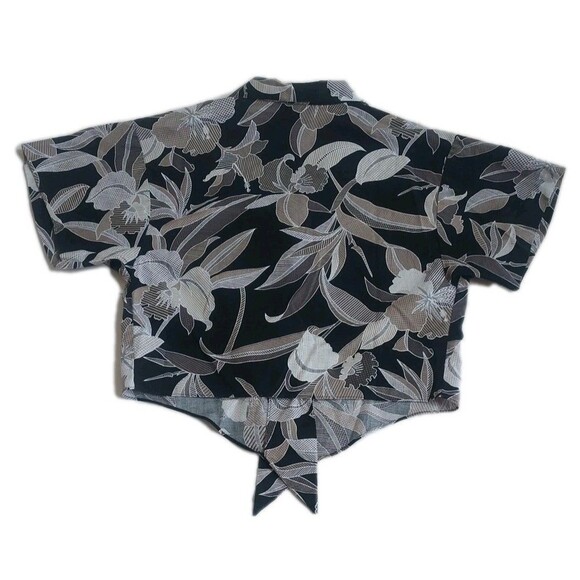 Vintage Ladies Hilo Hattie Hawaiian Black/Gray Floral Crop Tie Front SS Top Sm - Picture 4 of 4